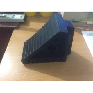 Cục chèn bánh xe di động kbn100