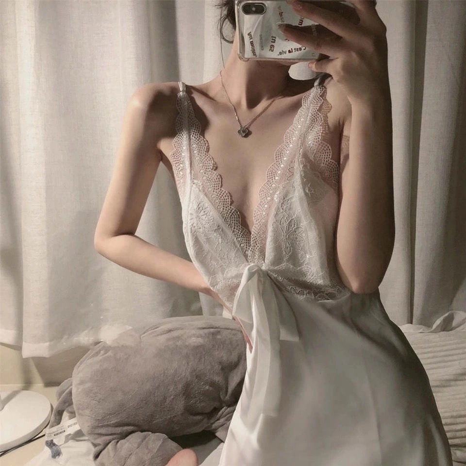 Đầm ngủ hai dây cổ chữ v phi lụa phối ren thoáng khí thời trang mùa hè quyến rũ cho nữ