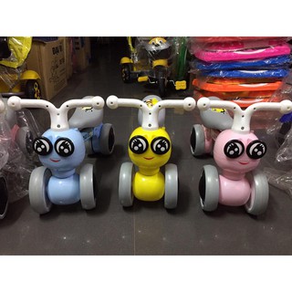 Xe thăng bằng Joovy Luddy 1006