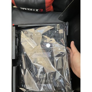 ROG STRIX H370-F GAMING CÓ Led