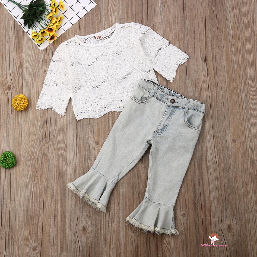 Set áo dài tay cổ tròn + Quần jeans dài ống loe thời trang cho bé gái