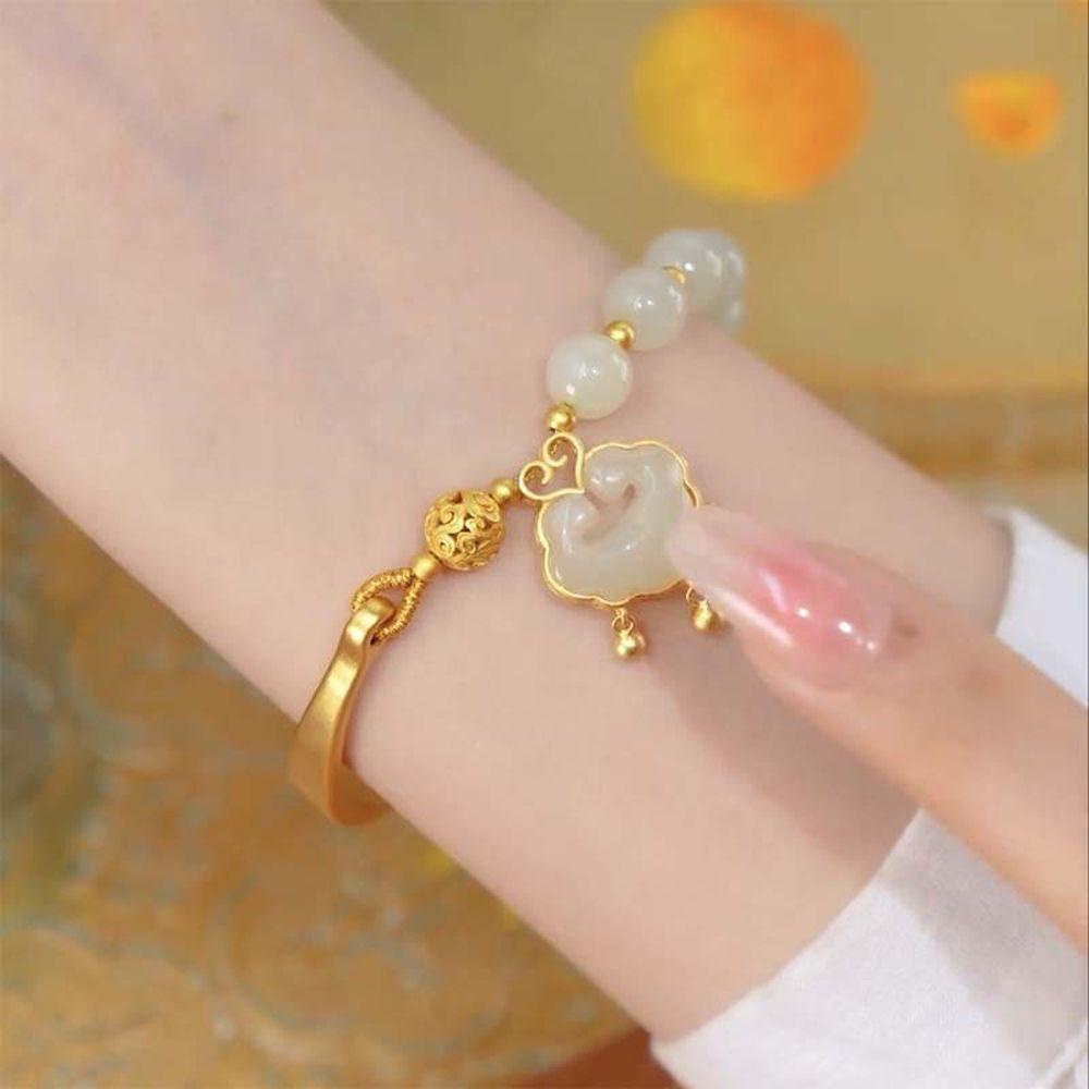 Vòng Tay Chuỗi Hạt Đá Ngọc Bích May Mắn Phong Cách Trung Hoa Cổ Điển Cho Nữ