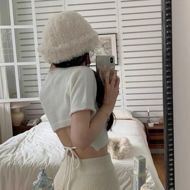 ÁO CROPTOP CỘT LƯNG