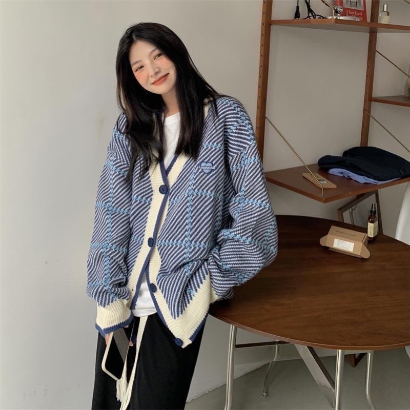 Áo khoác cardigan và sweater len kẻ ulzzang dáng rộng phong cách Hàn Quốc