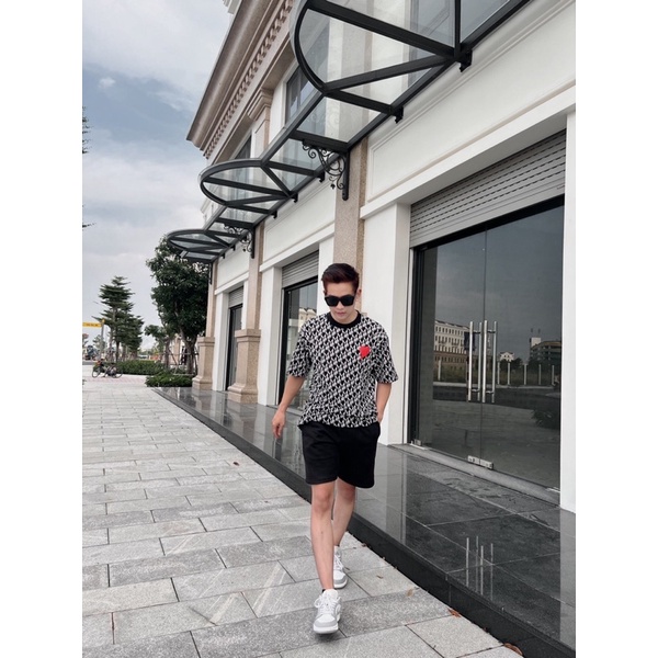 Áo phông tim đỏ Monogram 2  họa tiết in kín BIGOMALL - Áo thun tay lỡ unisex Freesize Form Rộng 65kg