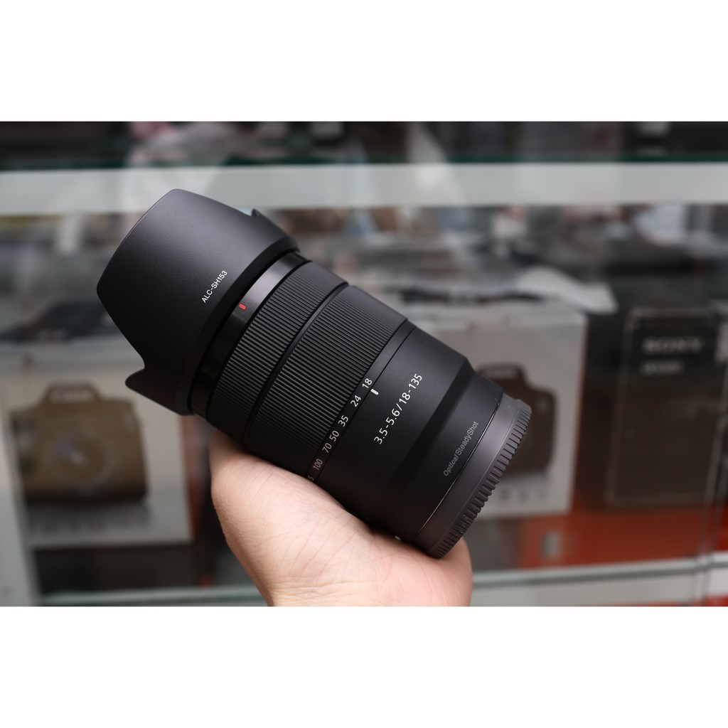 SONY 18-135mm F3.5-5.6 OSS - LEN ZOOM ĐA DỤNG CHO CROP