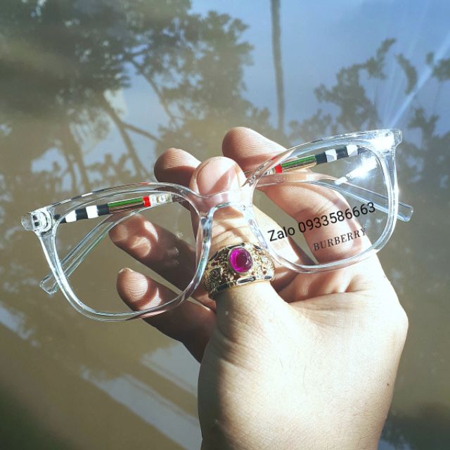 Gọng kính cận Thời trang. Thay tròng cận thoải mái. | BigBuy360 - bigbuy360.vn