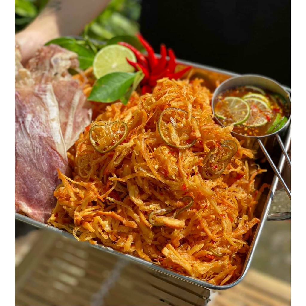 Mực sợi sốt chanh tomyum chua cay 250g - Đồ ăn vặt ngon | BigBuy360 - bigbuy360.vn