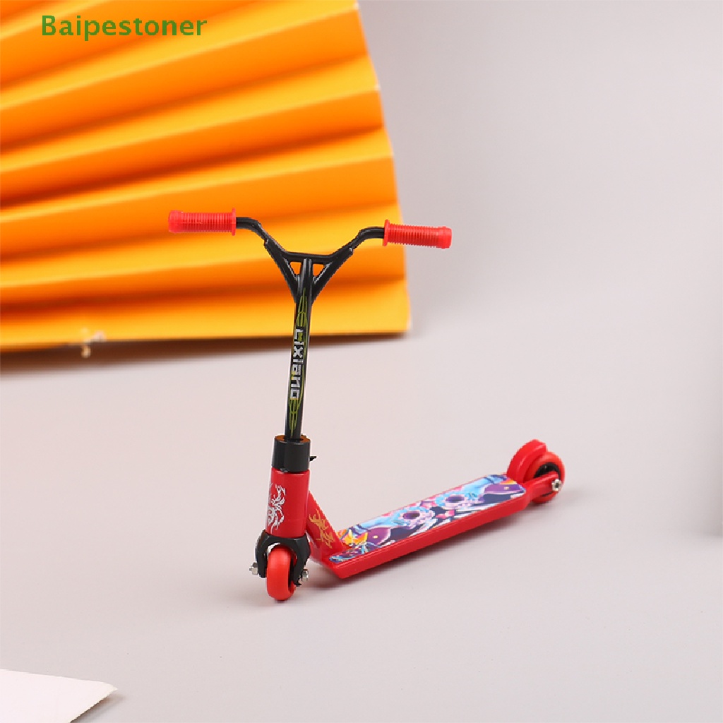 Mô hình xe tay ga mini chạy bằng ngón tay vui nhộn