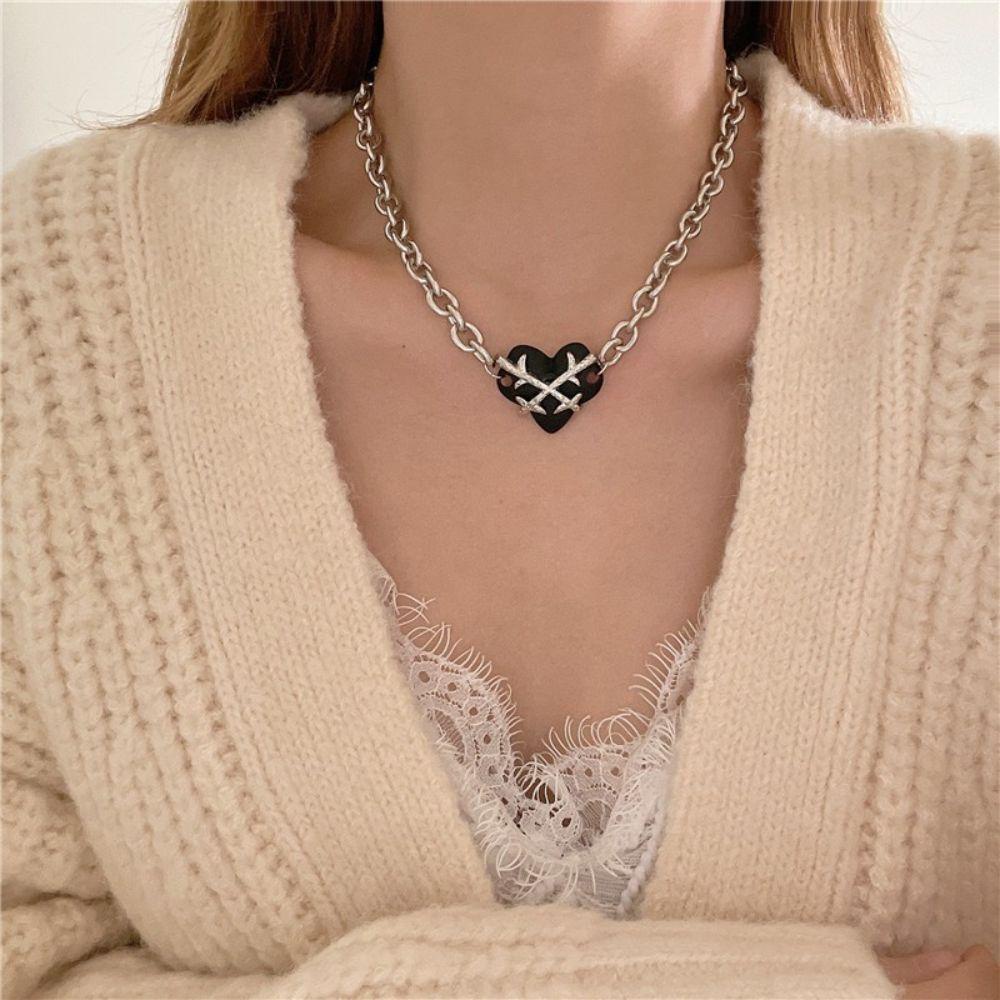 Vòng Cổ Choker Mặt Trái Tim Phong Cách Gothic Thời Trang Cho Nữ