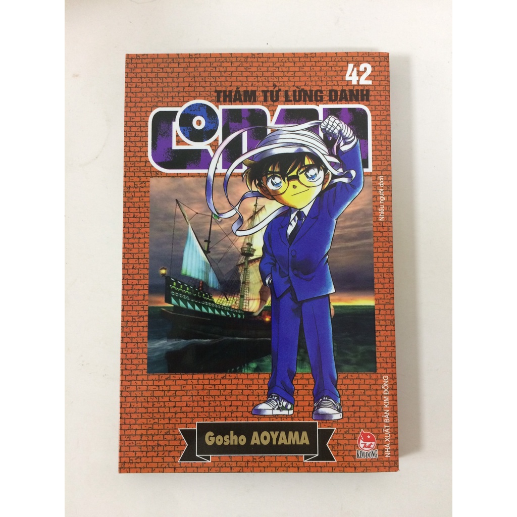 Sách - Thám tử lừng danh Conan - Tập 42