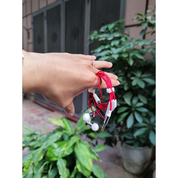 Tai nghe iB-eats Mon-ster 99%, đẹp như mới