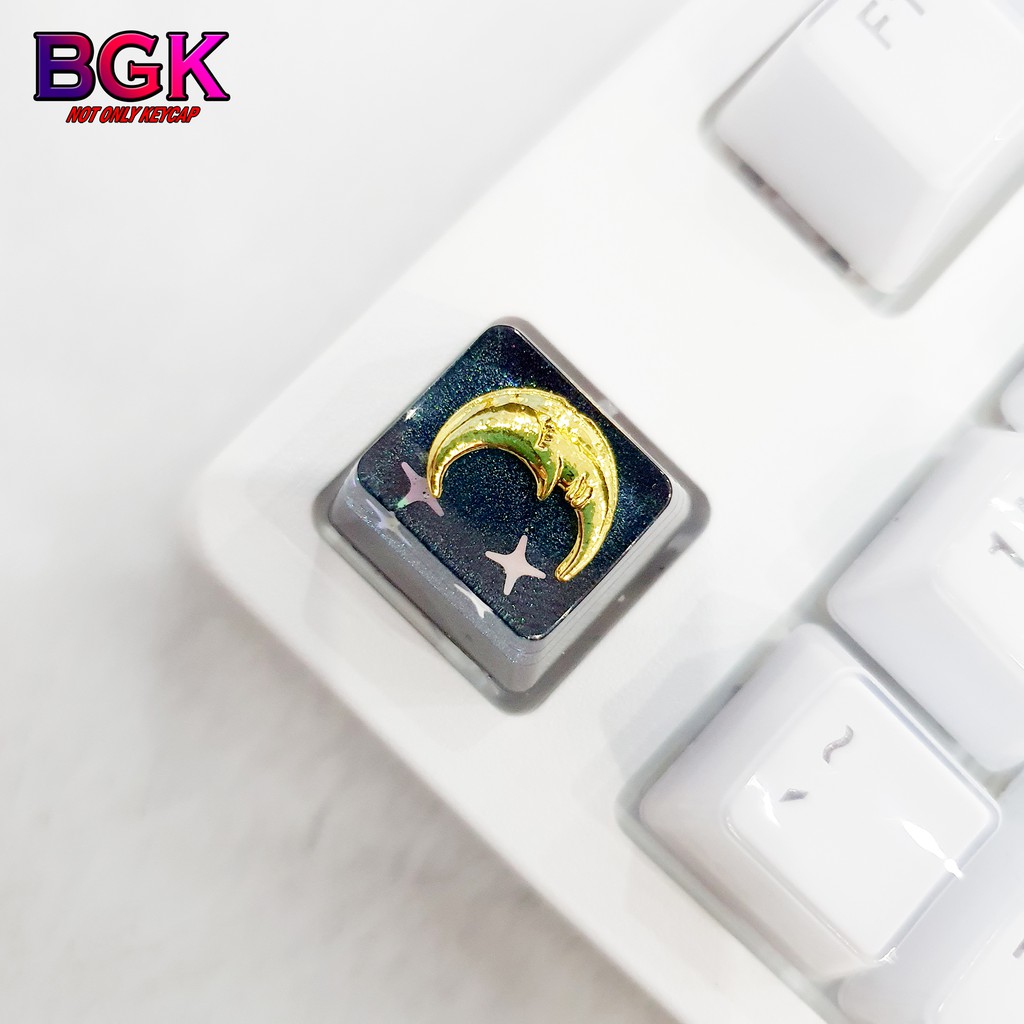 Keycap Lẻ hình mặt trăng khuyết crescent moon OEM profile ( keycap resin độc lạ )( Keycap Artisan )