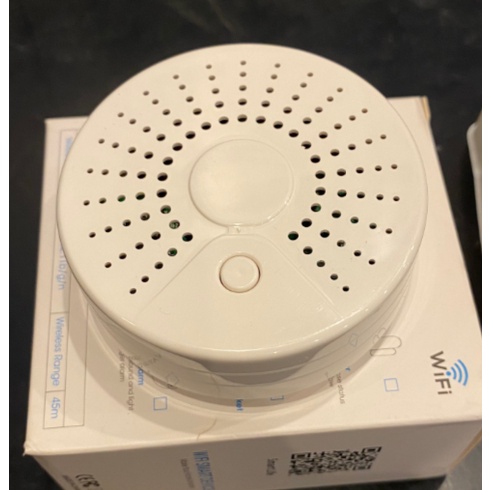 Cảm Biến Báo Khói Cảnh Báo Hỏa Hoạn wifi tuya - dùng pin