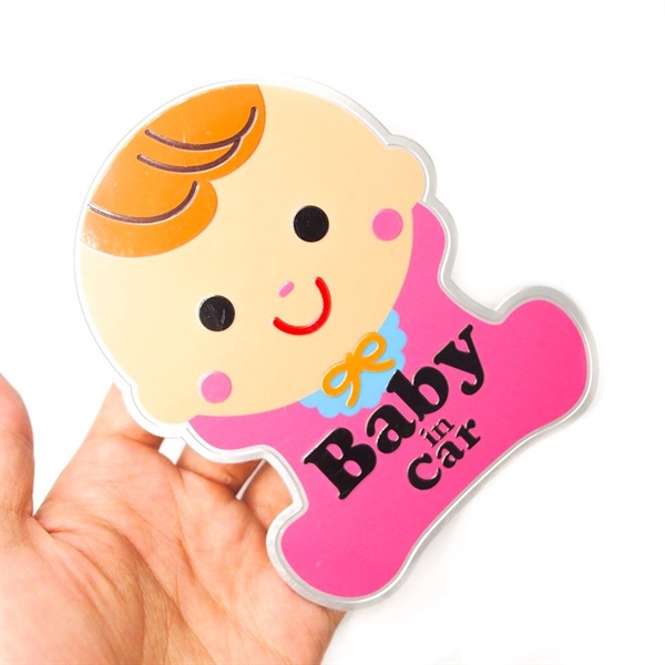 Baby in car em bé hồng 11x9cm - Sticker hình dán metal kim loại