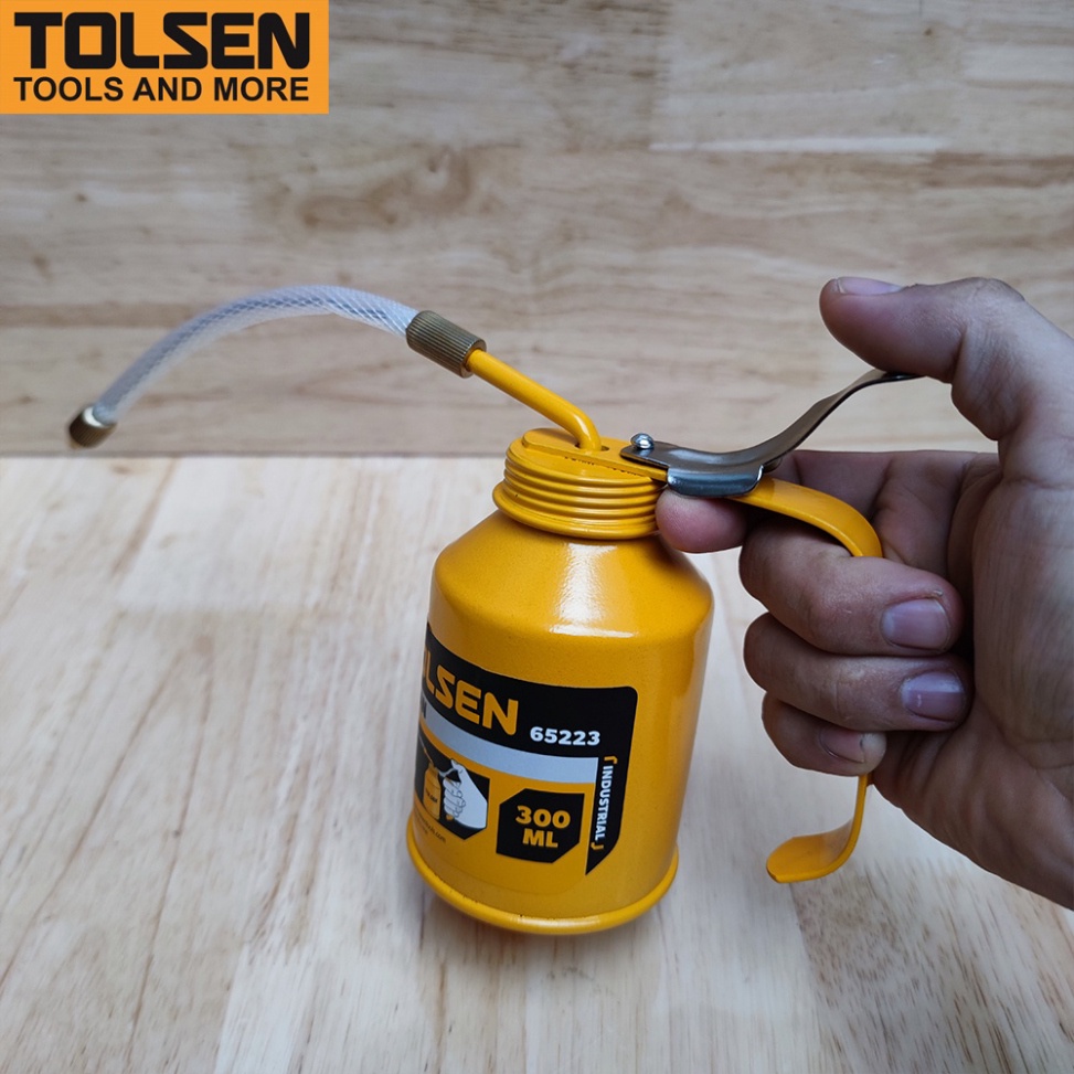 Bình bơm dầu nhớt TOLSEN 65223 300ml, 65225 500ml Oil Can