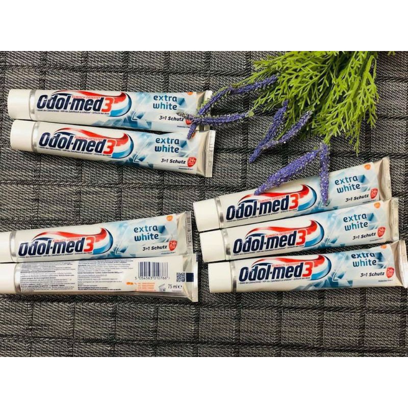 Kem đánh răng Odol Med 3 Extra White trắng răng