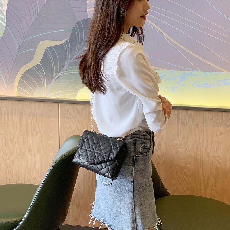 Túi Đeo Vai Hình Vuông Cỡ Nhỏ Thêu Họa Tiết Kẻ Sọc Đính Đá Có Khóa Gài Thời Trang 2022 Cho Nữ