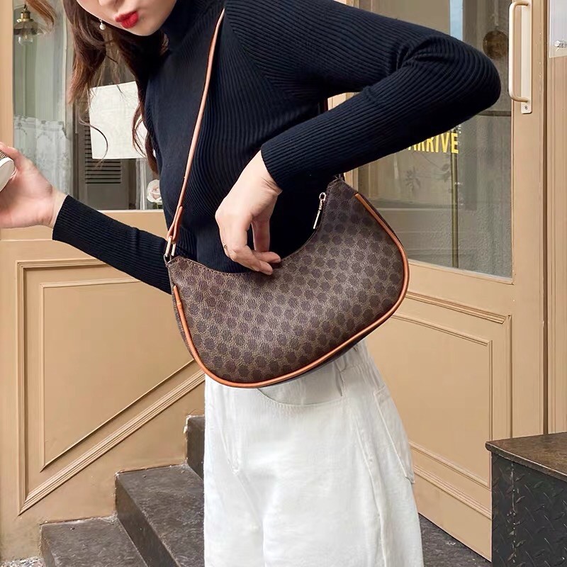 [SẴN] Túi kẹp nách vintage Lisa 🔥da in sắc nét hàng xịn/ dây đeo điều chỉnh theo ý | BigBuy360 - bigbuy360.vn