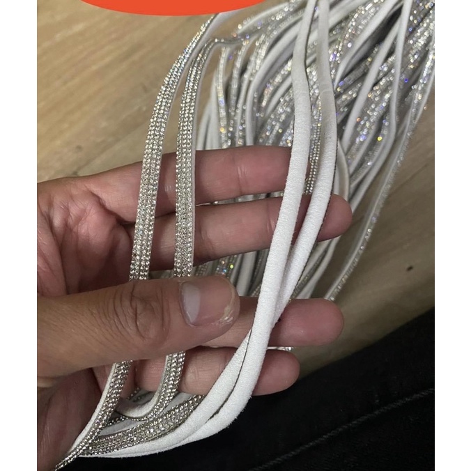 Dây viền Đá trang trí
