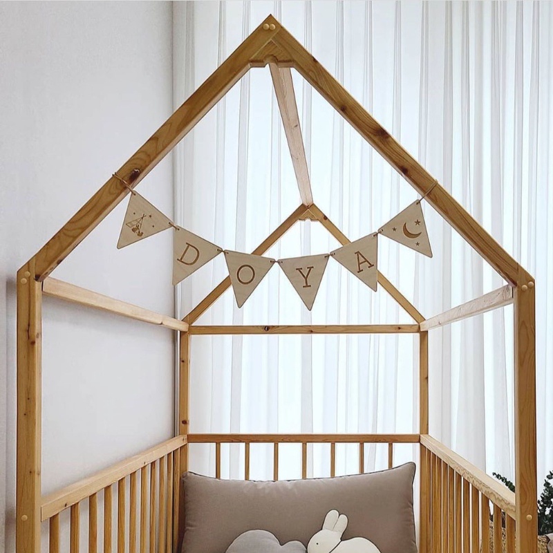 Set 33 Miếng Gỗ Hình Tam Giác Có Dây Treo Thẻ Chữ