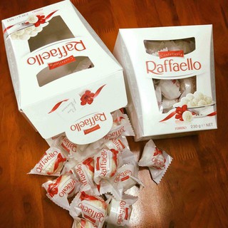 Kẹo chocolate bọc dừa Raffaello
