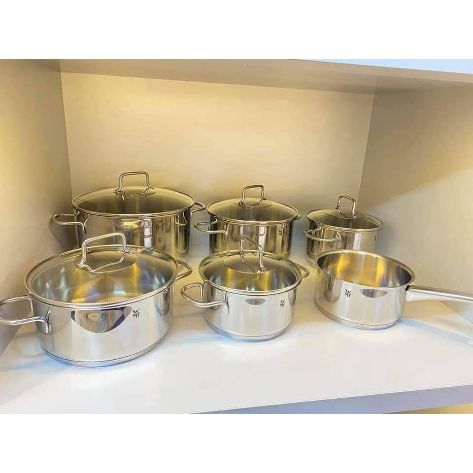 Bộ nồi WMF Astoria 6 món vung kính, chất liệu thép không gỉ