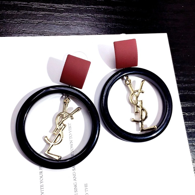 Khoen tròn gắn chữ YSL