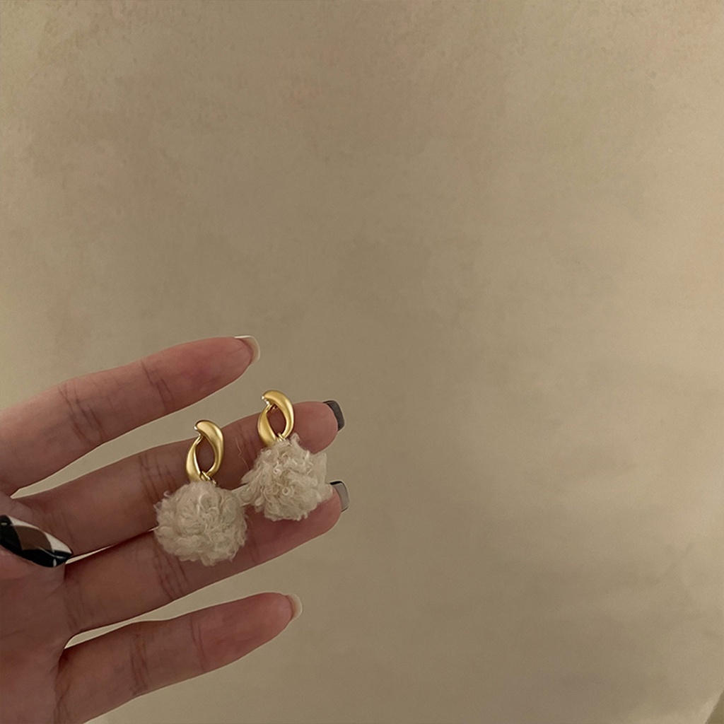 Bông Tai Lông Cừu Dễ Thương Thời Trang Thu Đông