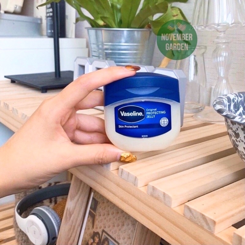 Sáp Dưỡng Ẩm Vaseline 49g của Mỹ