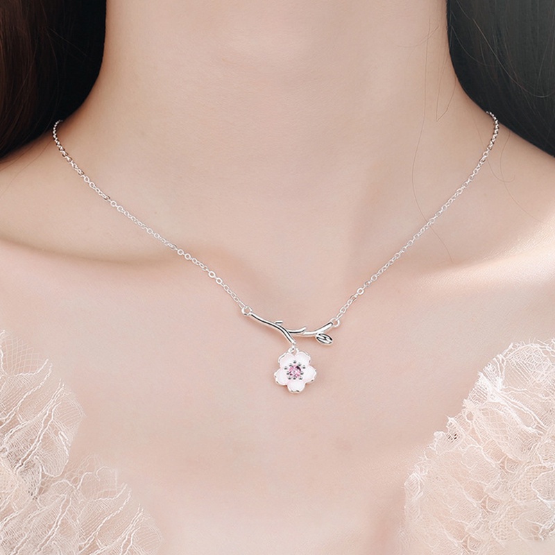 Vòng cổ Mặt Hình Hoa Anh Đào Màu Hồng Dành Cho Nữ