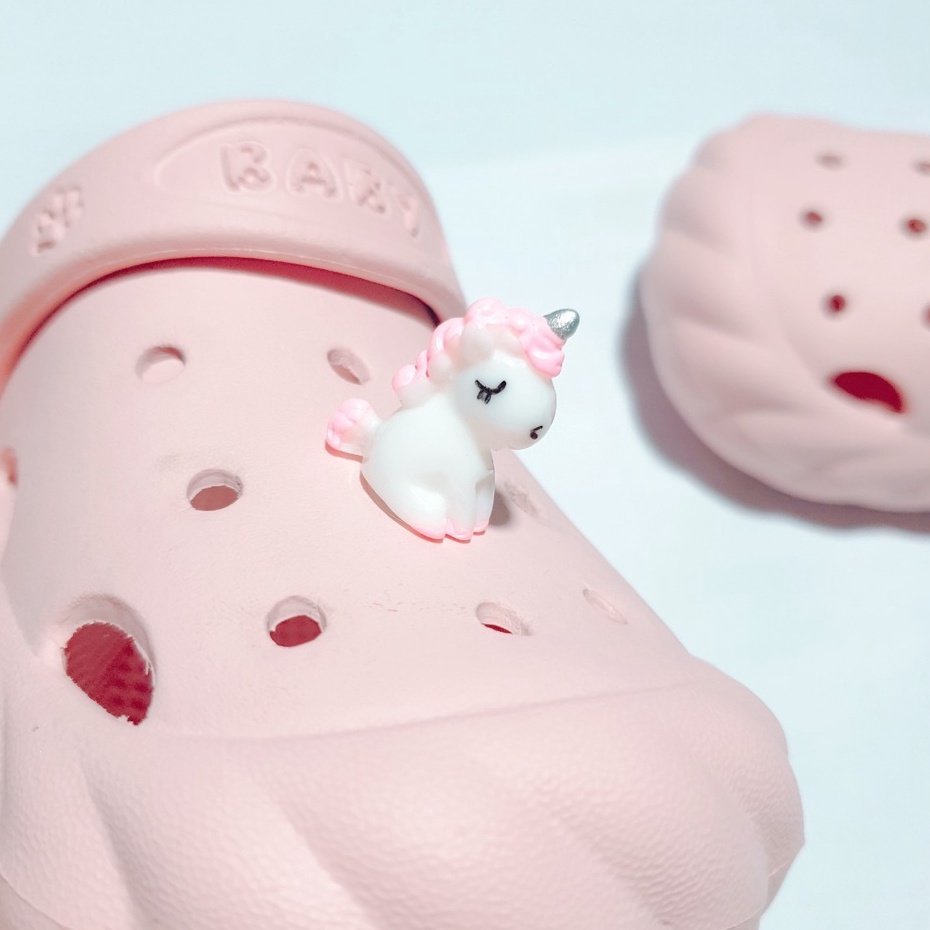 Nút gắn hkdesign/ phụ kiện trang trí gắn dép có lỗ, dép duet mẫu unicorn 4D loại cứng