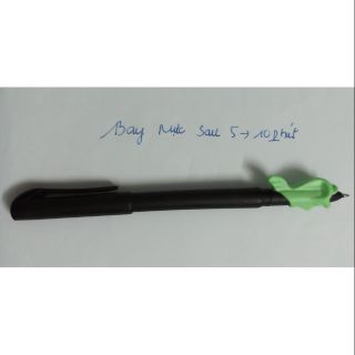 BÚT BAY MỰC DÀNH CHO LUYỆN VIẾT TIẾNG TRUNG_ HÀN_ NHẬT. BAY MỰC SAU KHI VIẾT KHOẢNG 5 ĐẾN 10 PHÚT