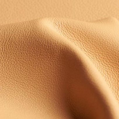 Da bò thuộc miếng làm bằng da bò thật kích thước 190 X 280 MM dùng làm lót chuột hoặc nguyên liệu làm ví da bao da