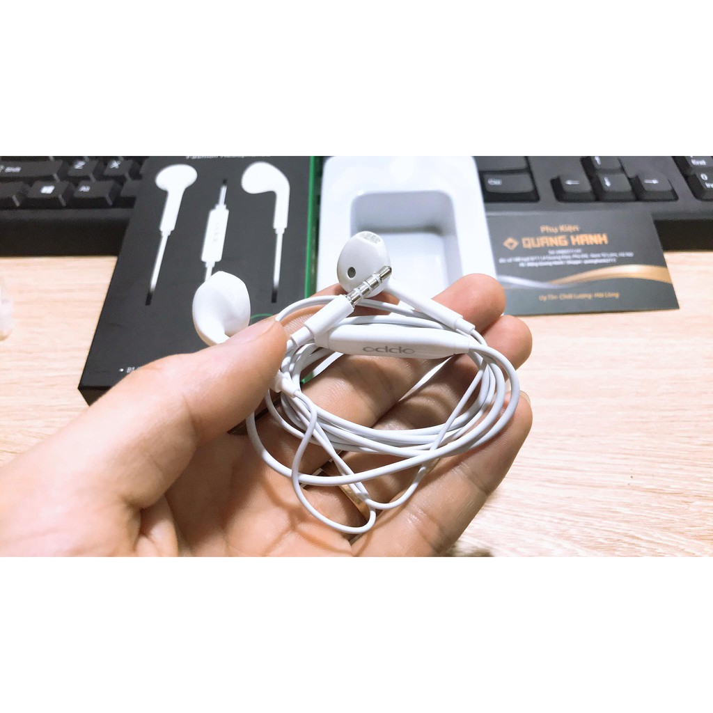 Tai nghe OPPO R9 zin theo máy ,hàng chính hãng