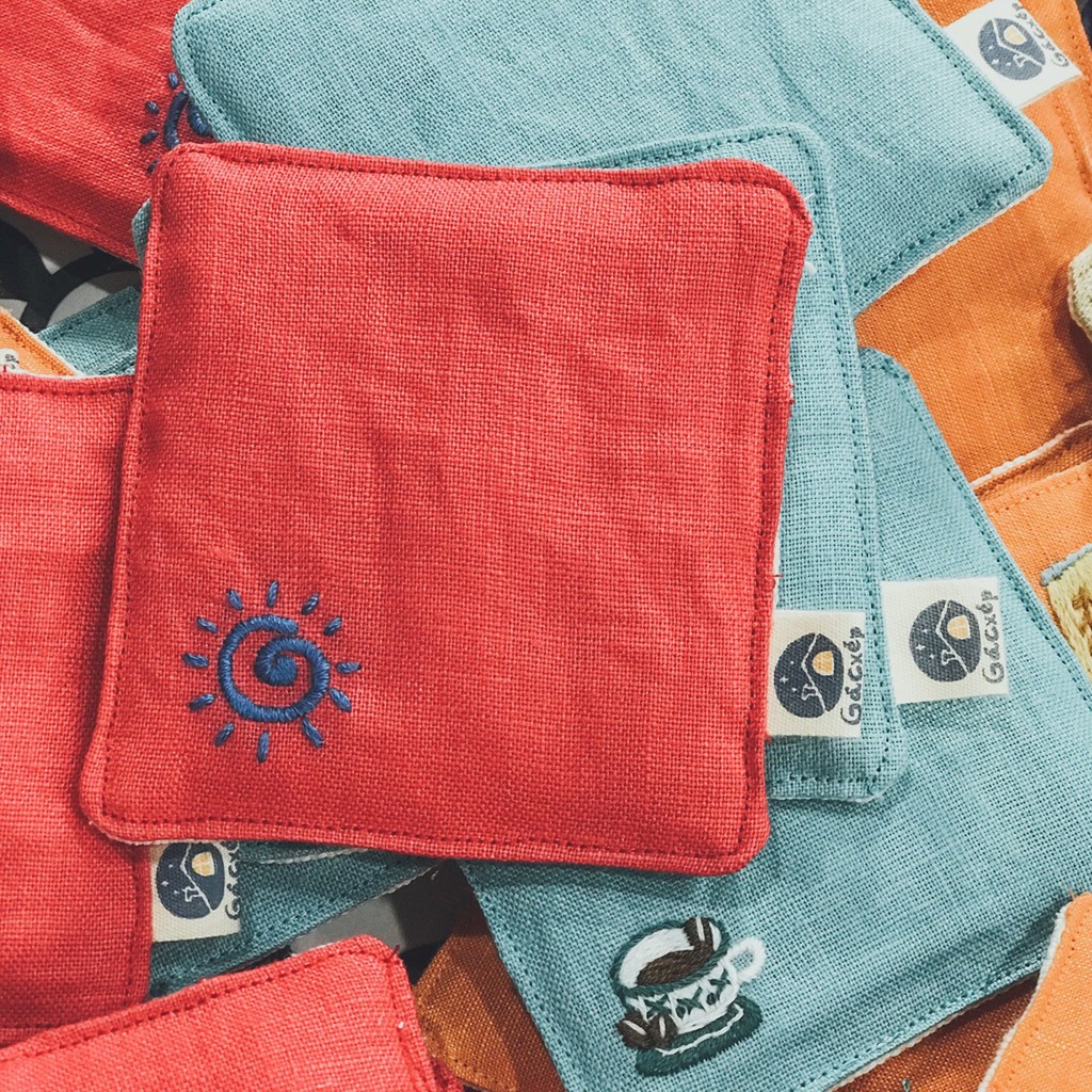 Lót Ly từ vải Linen thêu hoạ tiết | BigBuy360 - bigbuy360.vn