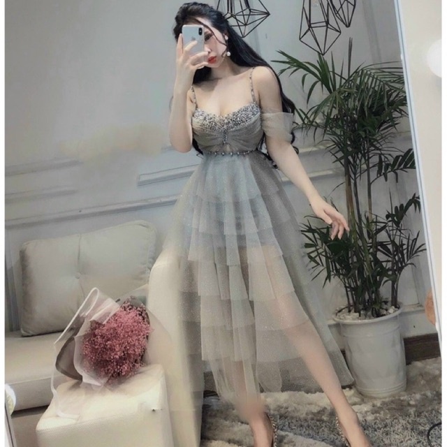 Đầm dự tiệc công chúa tầng đính kết hạt trễ vai Lasa
