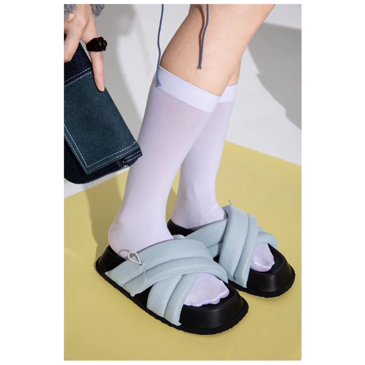 Dép đế bằng quai vải bản to vắt chéo hot trend 2022