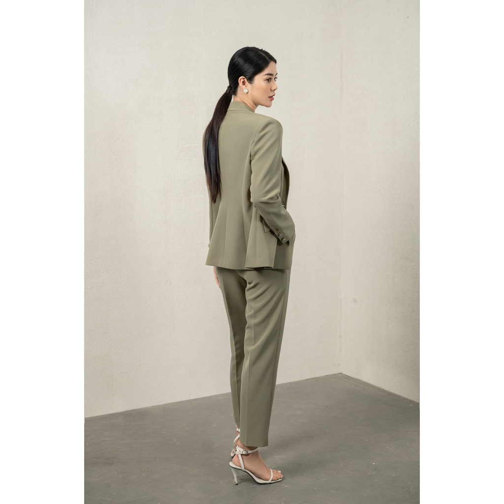 Áo blazer nữ tay dài công sở Eva de Eva 22SBLE017X