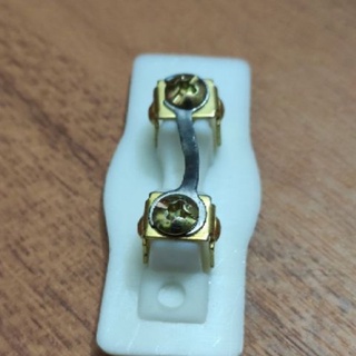 Nắp đậy cầu chì