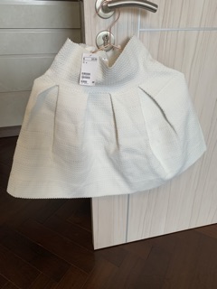 Thanh lý chân váy h&m auth