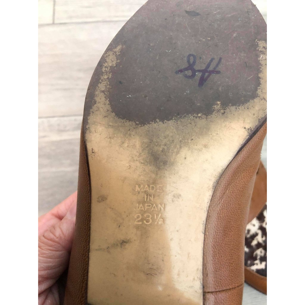 Thanh lý đôi giày của Nhật da thật 100%, size 36