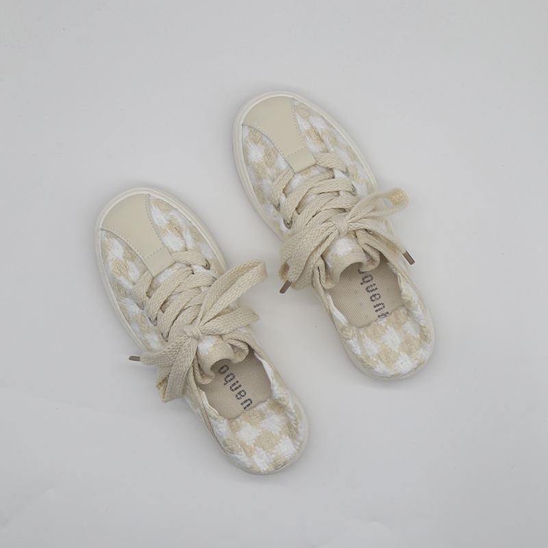 Giày vải siêu cute