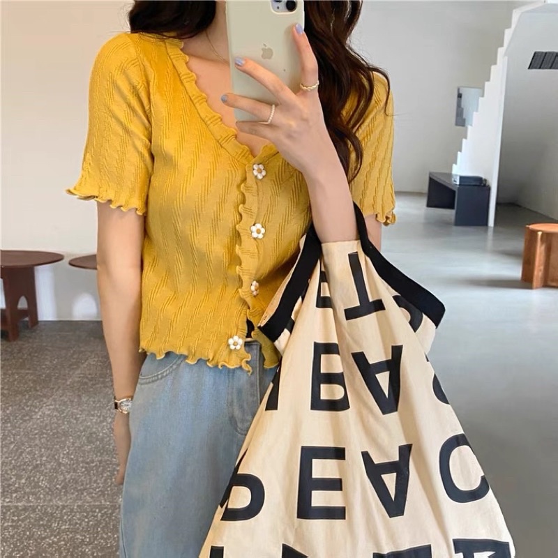 Áo len tăm mỏng nhẹ hè viền nhún đính hoa cúc áo hàn quốc ulzzang teen