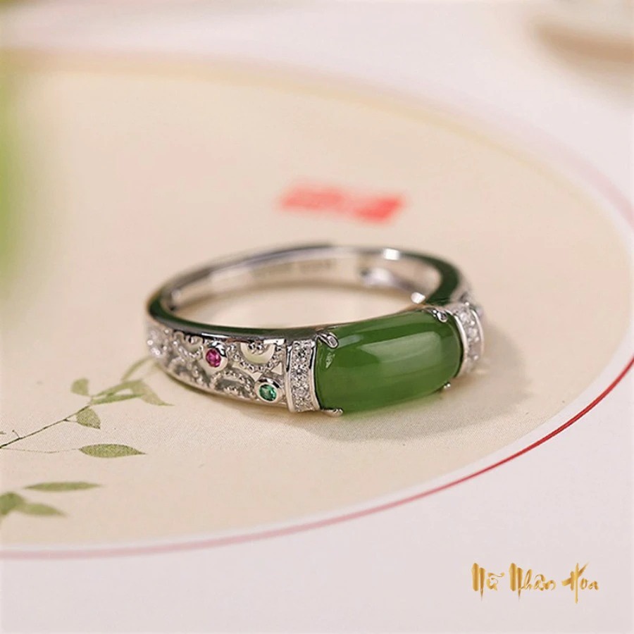 N059 Nhẫn bạc yên ngựa đính đá xanh