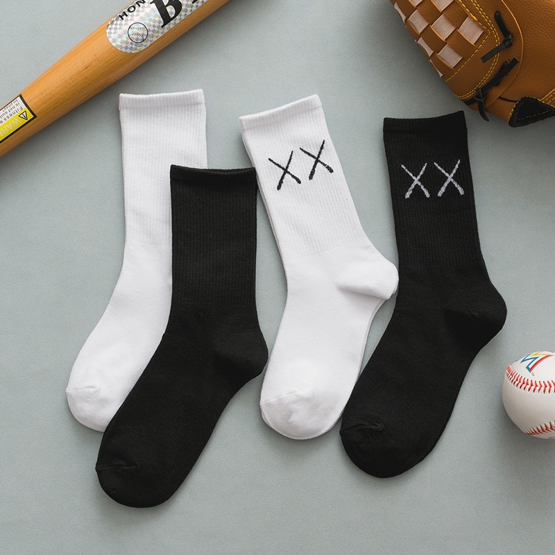 We Flower Vớ cổ cao màu đen trắng đơn giản cho nữ