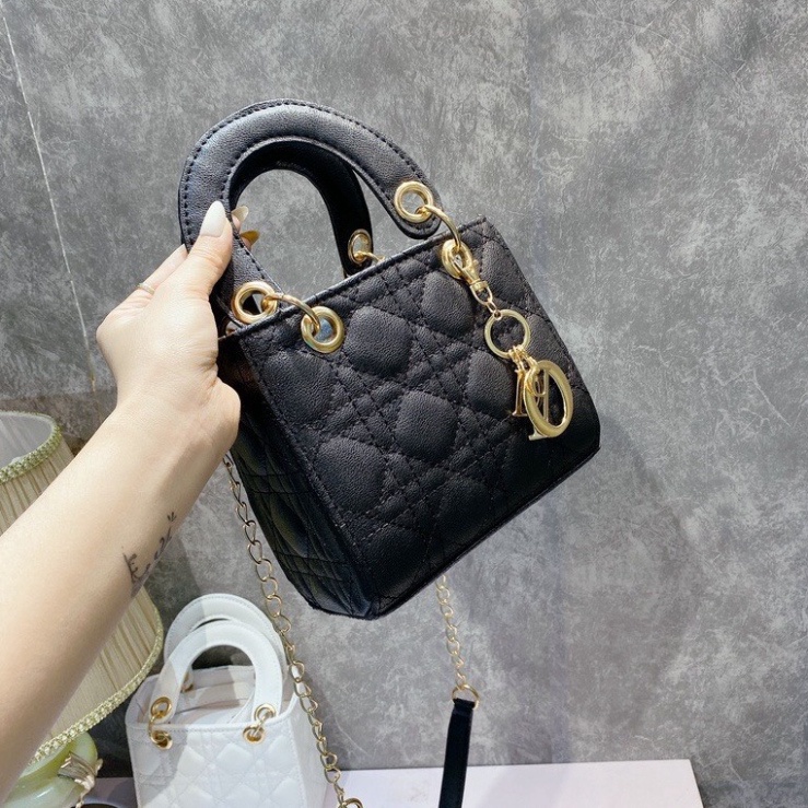 Túi dio💘Túi vuông 5 ô da  size 20cm chùm vàng TX96