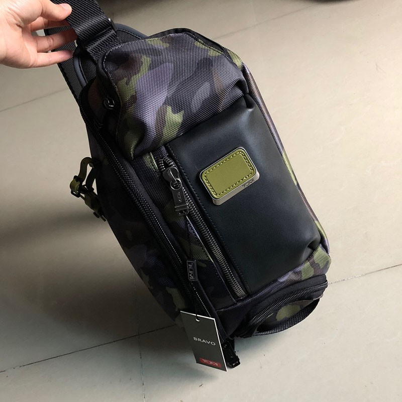 Tumi Túi Đeo Chéo Ngực / Túi Đeo Vai Tumi Bằng nylon Da Bò OEM Giao Hàng