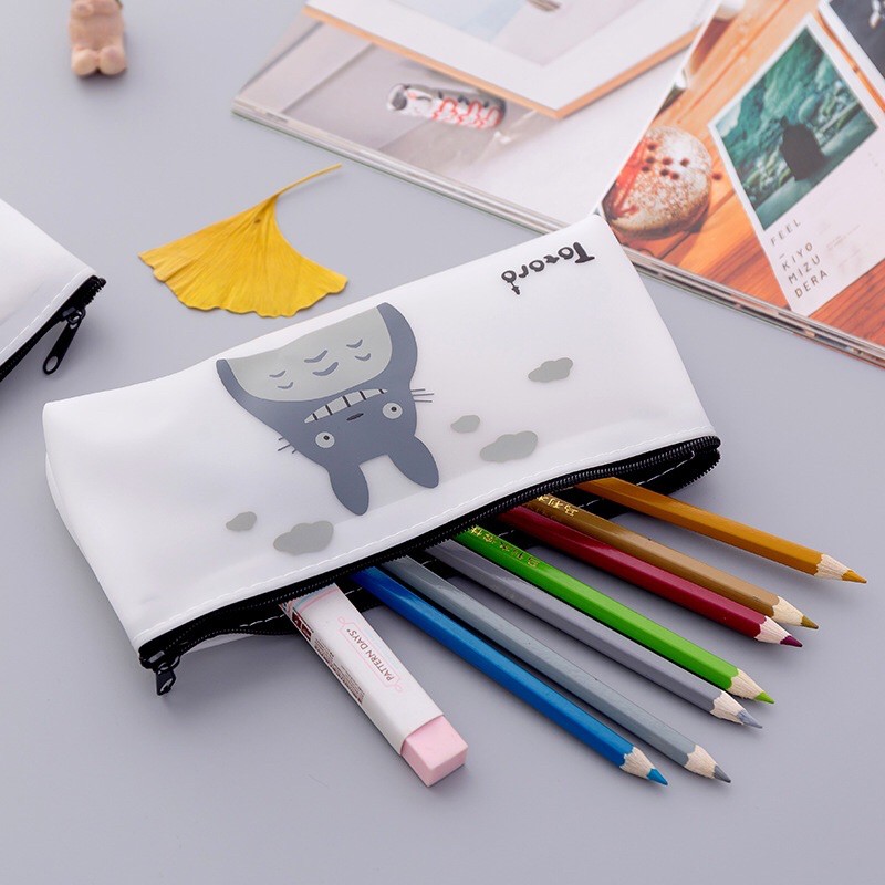 Ví đựng bút - mỹ phẩm Totoro chất liệu Silicone chống nước