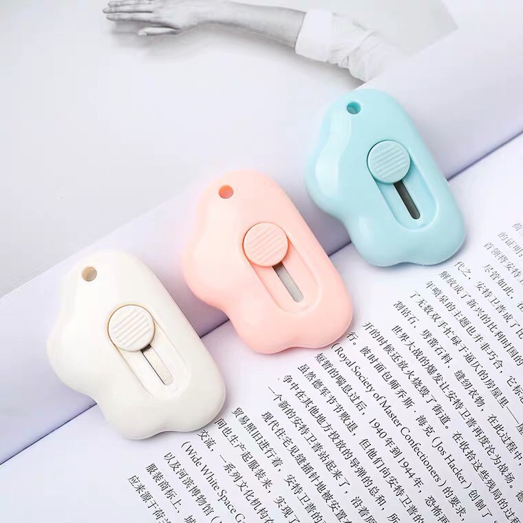 Dao rọc cắt giấy mini hình đám mây cute làm móc khóa nhiều màu sắc dễ thương 88282 Diamo Store